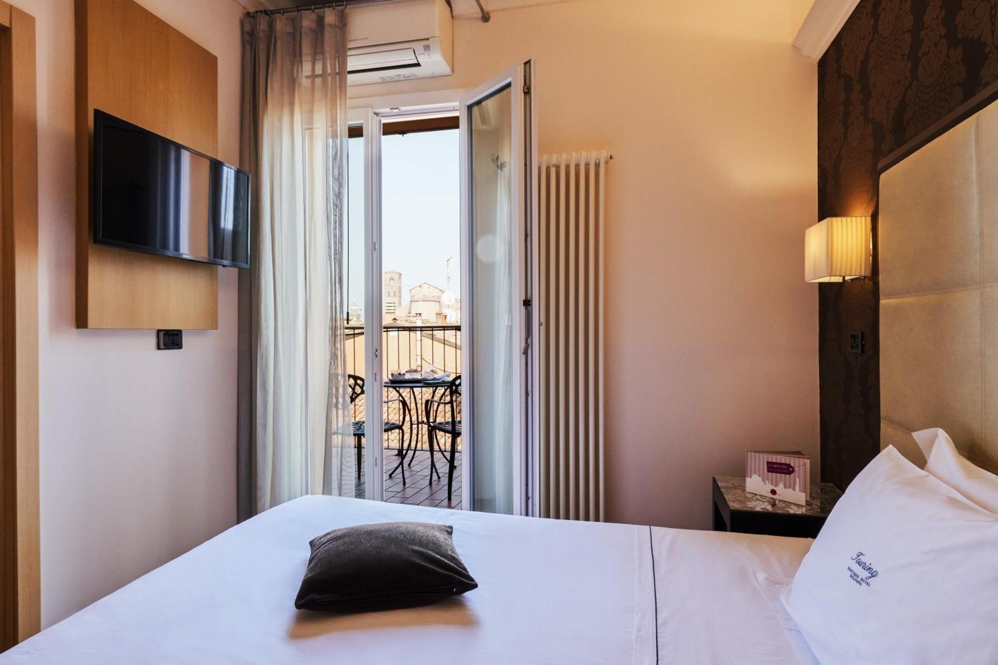 Hotel Touring Bologna Ngoại thất bức ảnh